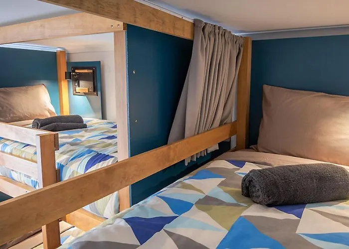 No. 9 Hotel